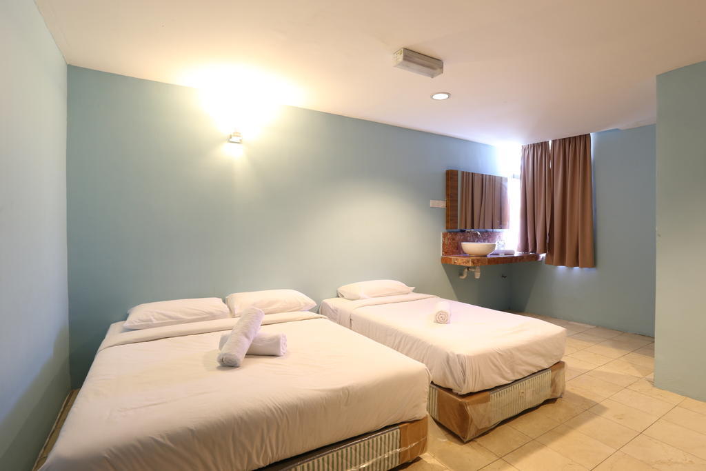 New Town Hotel Klang Room photo